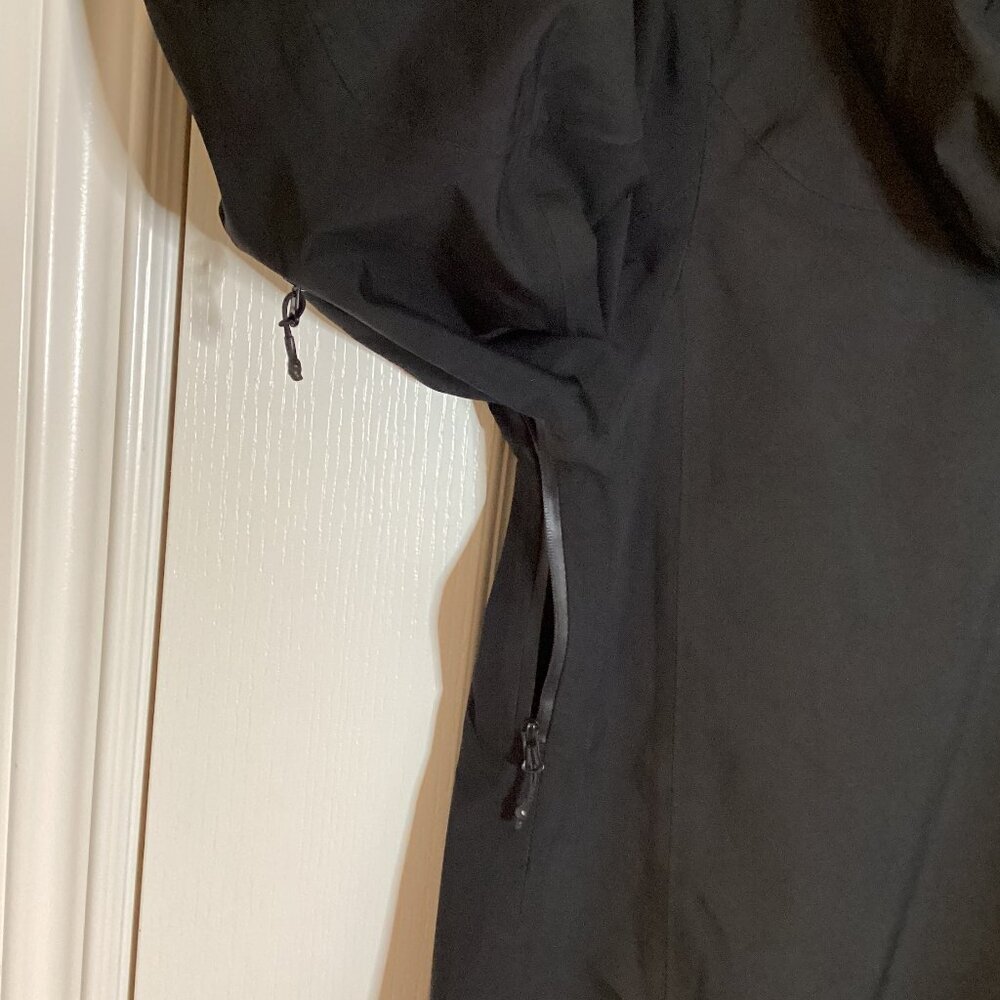 Stormtech H2xtreme Women's Black Softshell Waterproof Jacket W Hood Size S/P - Picture 11 of 15